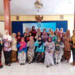 TP PKK DESA KAMBANGAN ADAKAN LOMBA MERIAS WAJAH PERINGATI HARI KARTINI